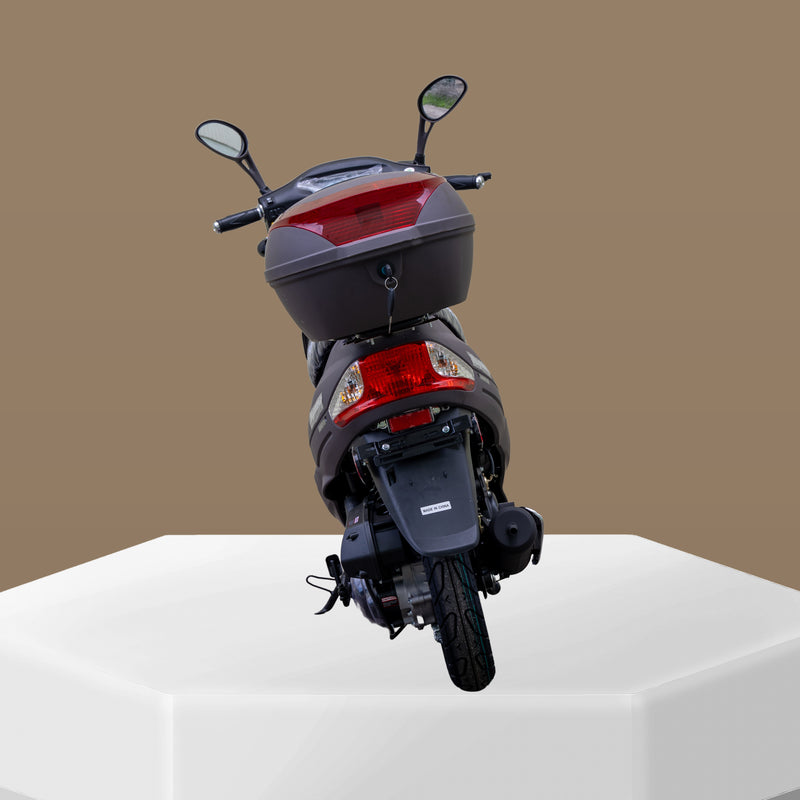 Load image into Gallery viewer, Magnum 49cc Scooter
